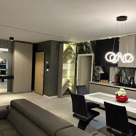 Διαμέρισμα Penthouse Ssara *